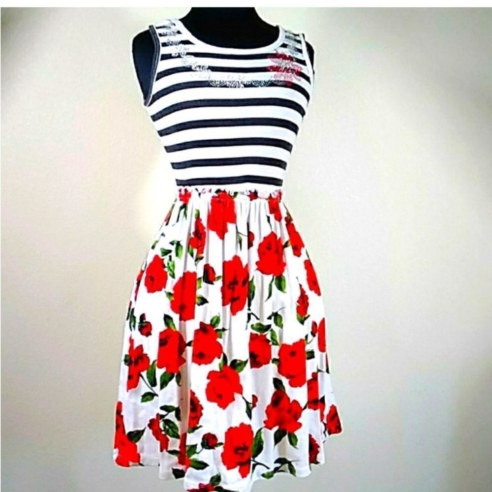 🥰FINAL SALTE ❤️Mignone Striped Floral Kids Dress Size 10